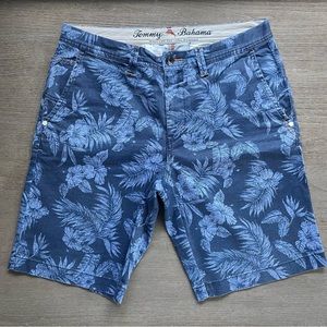Tommy Bahama island fusion shorts size 32